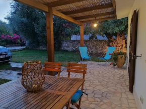 CaSotto il Carrubo, a 100 mt dal mare!